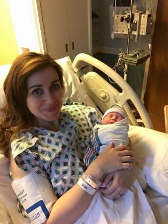Dr Amanda Hess, who put her own delivery on hold, to first deliver her patient's baby. Kentucky Doctor