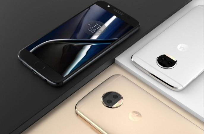 Moto G5S Plus in gold, grey and silver colours. Moto G5S Plus in gold, grey and silver colours