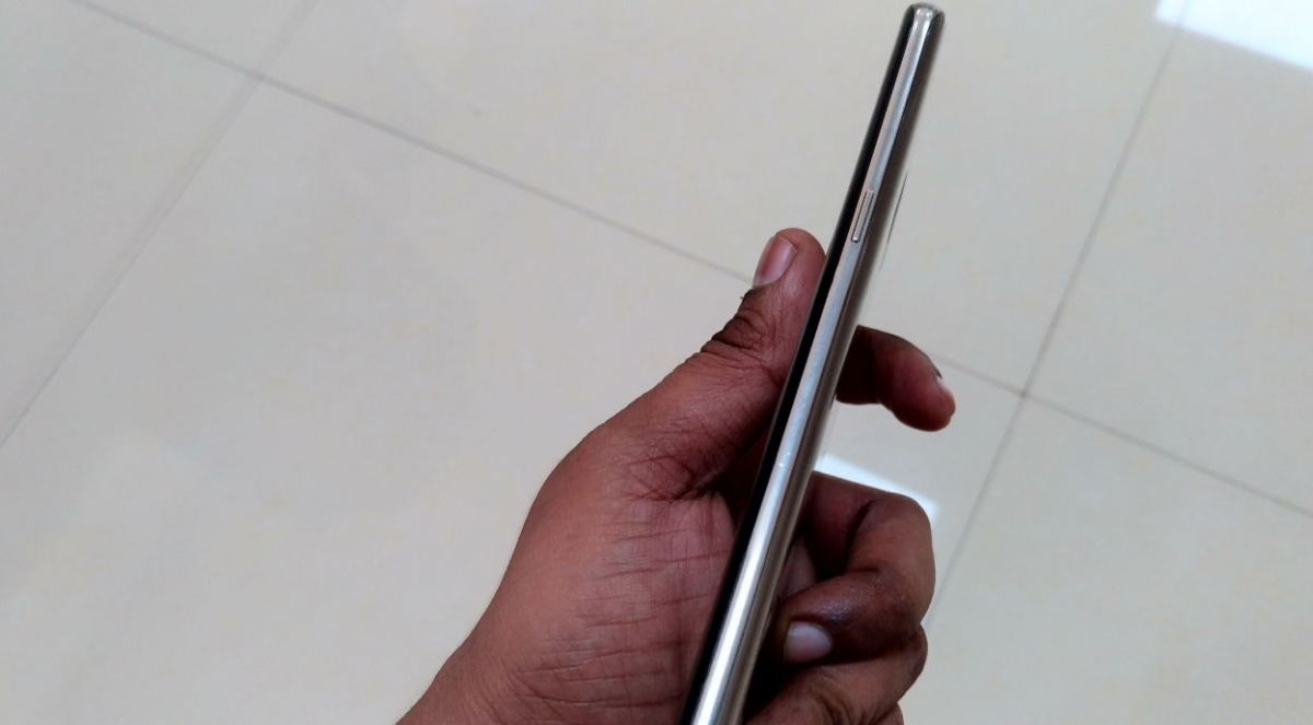 Samsung Galaxy S8 review: Beauty with beastly powers Samsung Galaxy S8, review, images, performance, camera, battery