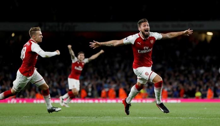 Olivier Giroud celebrates after scoring the winner for Arsenal in the crazy game against Leicester, August 11, 2017 Aaron Ramsey, Olivier Giroud, Arsenal, Leicester City, EPL