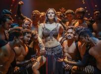 Sunny Leone in Bhoomi song Trippy Trippy