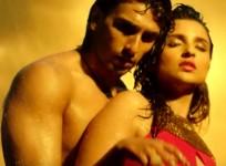 Ranveer Singh and Parineeti Chopra in Kill Dill