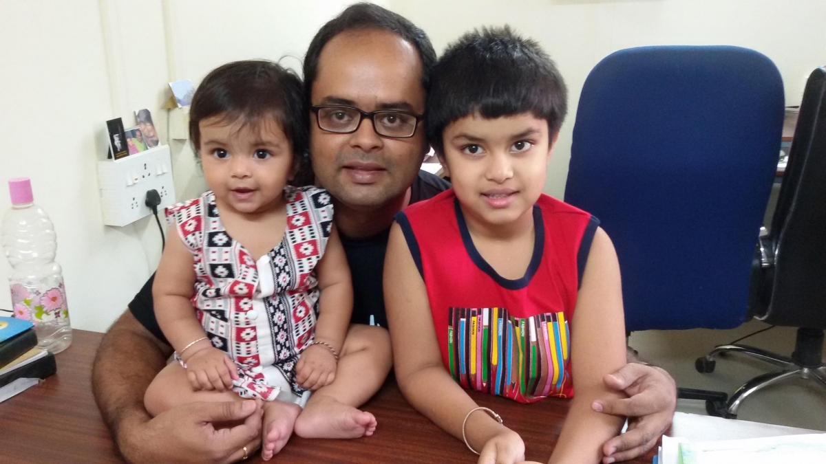 Joydip Bhattacharjee with his son and daughter Joydip Bhattacharjee selfie death