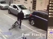 Police hunt for suspected acid attacker in London
