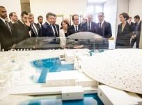 Viewing the model of the Louvre Abu Dhabi project