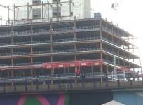 DLR trains shut down as man threatens to jump off Canary Wharf bridge