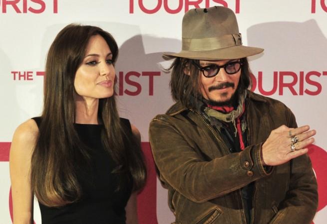 Is Angelina Jolie dating Johnny Depp? Angelina Jolie Johnny Depp movies