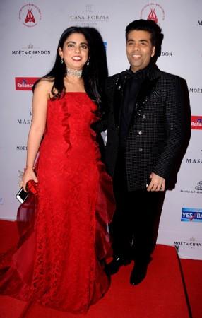 Isha Ambani with Karan Johar at Hello! Hall of Fame Awards 2016 Isha Ambani, Karan Johar Battle Of Saragarhi, Akshay Kumar