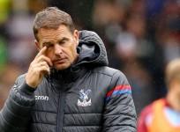Crystal Palace manager Frank de Boer sacked after 5 games