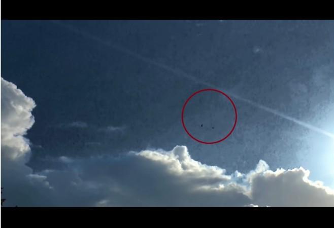 UFO, UK, ufo spotted, weird news,