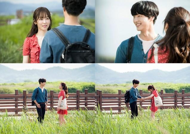 A behind-the-scene photo of SBS drama Temperature Of Love. Temperature Of Love