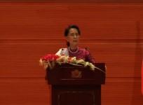 Aung San Suu Kyi breaks silence on Rohingya crisis