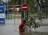 Hurricane Maria hits Guadeloupe