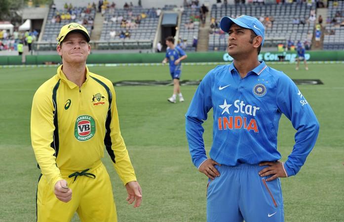MS DHoni, Steve Smith, India vs Australia