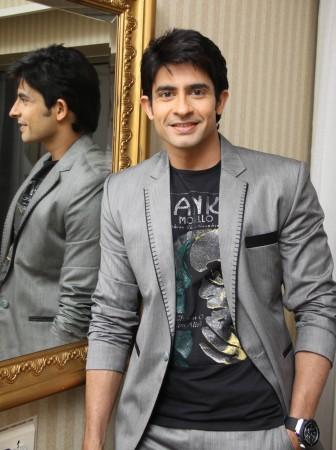 Hussain Kuwajerwala Hussain Kuwajerwala