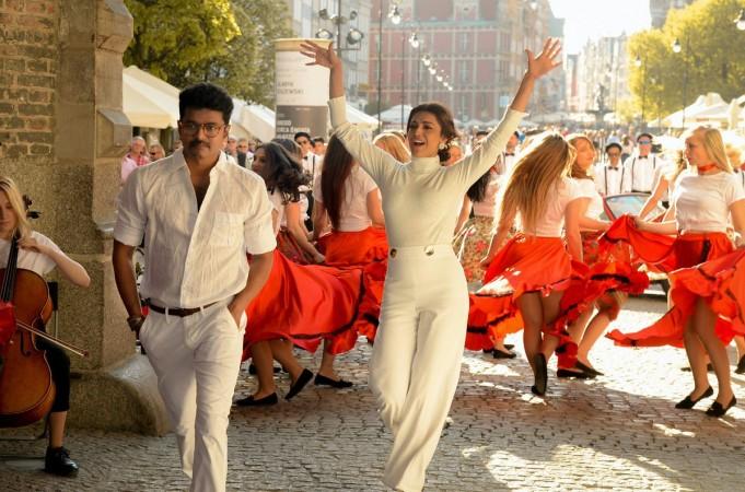 Vijay and Kajal Aggarwal in Maayo song Vijay and Kajal Aggarwal in Maayo song