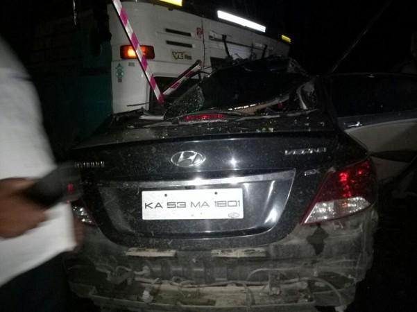 Truck collides with a car in Bangalore Mysore Highway killing four MBBS students Bangalore Mysore highway accident, MBBS Students