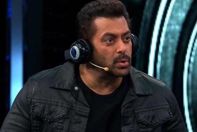Bigg Boss 11 host Salman Khan Bigg Boss 11, Bigg Boss 11 elimination