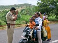 Traffic police, AP police