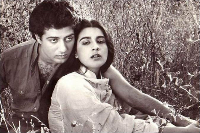Sunny Deol and Amrita Singh Sunny Deol and Amrita Singh