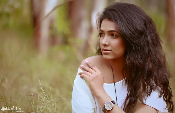 Anupama Gowda is the sixth contestant to enter Bigg Boss Kannada 5 house. Bigg Boss Kannada 5 - Contestant No. 6 - Anupama Gowda