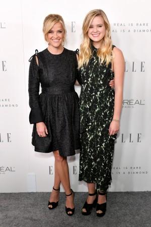 Reese Witherspoon (L) and Ava Phillippe Reese Witherspoon and daughter Ava Phillippe