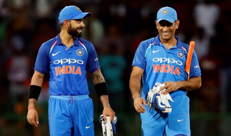 File photo of Virat Kohli (L) and MS Dhoni. Virat Kohli-MS Dhoni