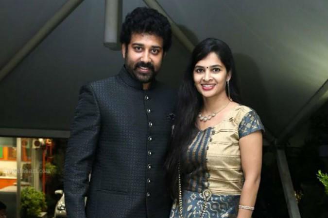 Siva Balaji with his wife Madhumitha Siva Balaji with his wife Madhumitha
