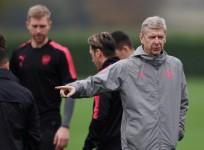 Did Alexis Sanchez snub Wenger at Arsenal training?