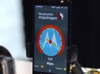 Motorola, Moto Z2 Force, Qualcomm X16 LTE modem, Verizon, Gigabit LTE, high speed internet