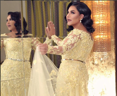 Emirati singer Ahlam's embarrassing wardrobe malfunction caught on