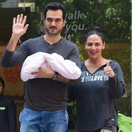 Esha Deol and Bharat Takhtani with their newborn baby girl Esha Deol and Bharat Takhtani