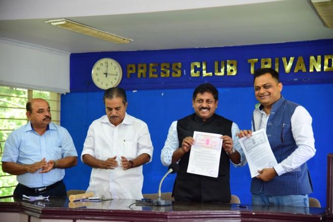 <span>Indywood</span> Founder Director <span>Sohan</span> Roy and <span>Badal</span> <span>Saboo</span>, Chairman, <span>Badal</span> <span>Saboo</span> Group and Face of India exchanging the <span>MoU</span>. Indywood Founder Director Sohan Roy and Badal Saboo, Chairman, Badal Saboo Group and Face of India exchanging the MoU.