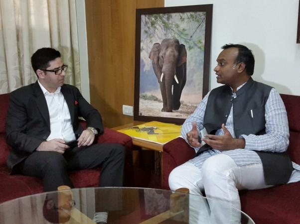Danish Manzoor with Karnataka IT minister, Priyank Kharge Danish Manzoor with Karnataka IT minister, Priyank Kharge