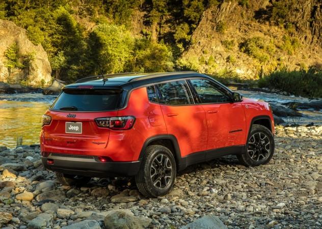 Jeep Compass Trailhawk will be the new top-of-the-line model of Compass. Jeep Compass Trailhawk