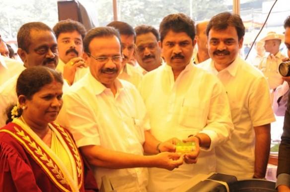 BJP MLA Dr. Ashwatnaraya (Extreme right) BJP MLA Dr. Ashwatnaraya