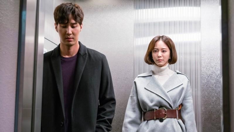 Gong Ji Won and Sa Jin Jin could part ways in the upcoming episodes of 20th Century Boy And Girl. 20th Century Boy And Girl