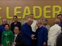 Watch Trump and Putin shake hands at Apec Summit