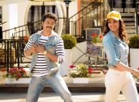 Vijay and Kajal Aggarwal in Mersal
