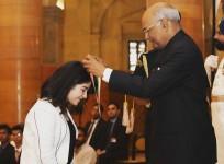 Zaira Wasim and President Ramnath Kovind