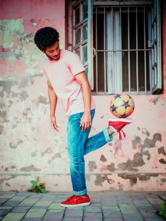 Nikk Freestyler freestyle football