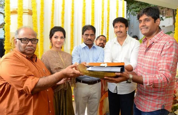 BVSN Prasad hands over the script of Gopichand's 25th film to director Chakri BVSN Prasad hands over the script of Gopichand's 25th film to director Chakri