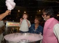AbRam, SRK and Big B's photo goes viral at Aaradhya Bachchan's birthday bash
