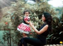 Allu Arjun's wife with daugher Arha