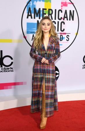 Sabrina Carpenter attends the 2017 American Music Awards at Microsoft Theater on November 19, 2017 in Los Angeles, California. sabrina