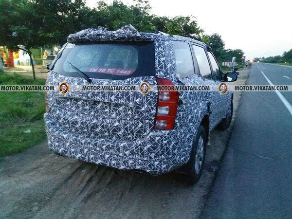 2018 Mahindra XUV500 2018 Mahindra XUV500
