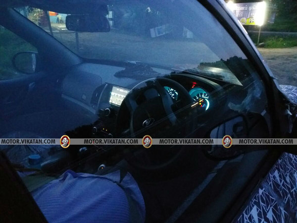 2018 Mahindra XUV500 2018 Mahindra XUV500