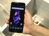 OnePlus Launches OnePlus 5 Smartphone At Berlin Flash Store