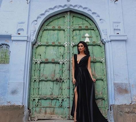 Shay Mitchell's India Vacation Shay Mitchell's India Vacation