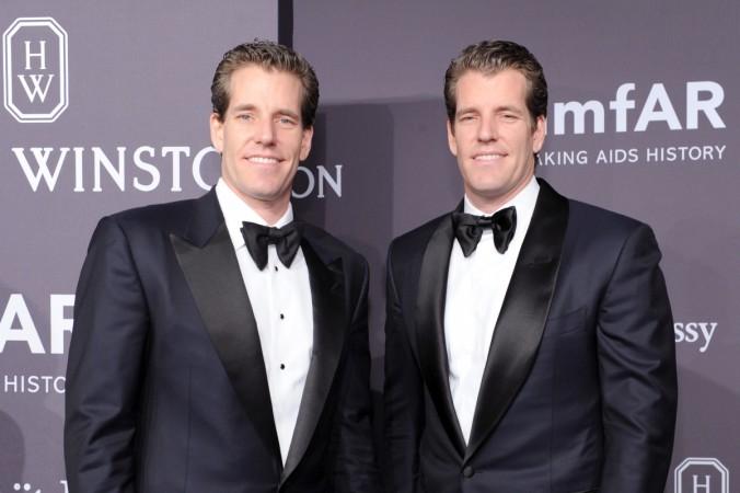 NEW YORK, NY - FEBRUARY 08: Internet Entrepreneurs Cameron Winklevoss and Tyler Winklevoss attends the amfAR New York Gala 2017 sponsored by FIJI Water at Cipriani Wall Street on February 8, 2017 in New York City. The amfAR New York Gala 2017 Sponsored By FIJI Water